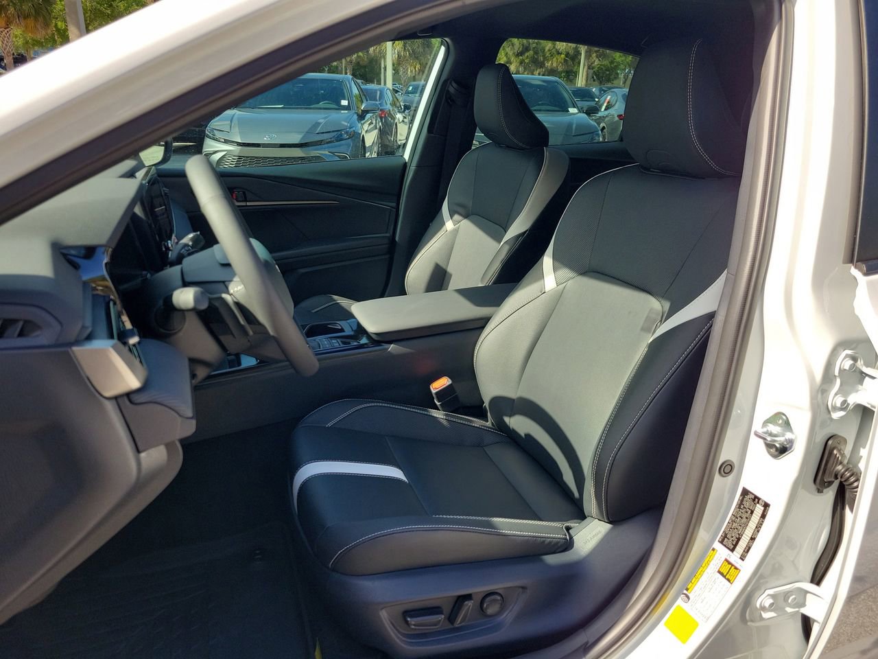 New 2026 Toyota Camry SE FWD image 17