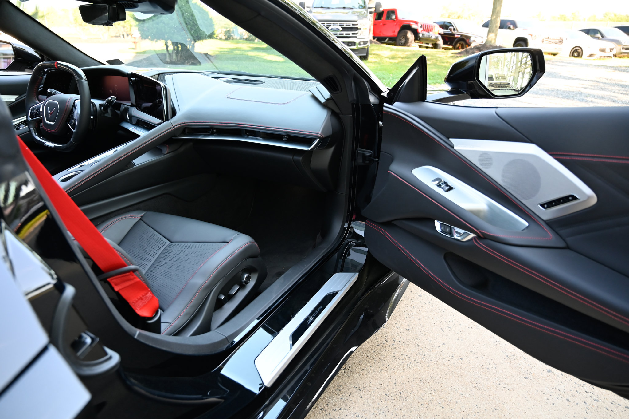 Used 2026 Chevrolet Corvette Z06 RWD image 34