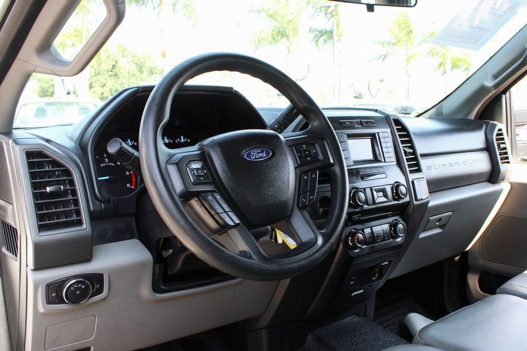 Used 2018 Ford F450 XL w/ Trailer Tow Package image 23