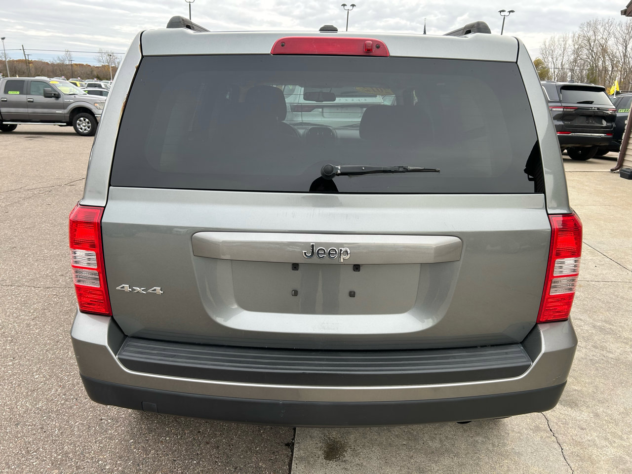 Used 2012 Jeep Patriot Sport w/ PWR Value Group image 6