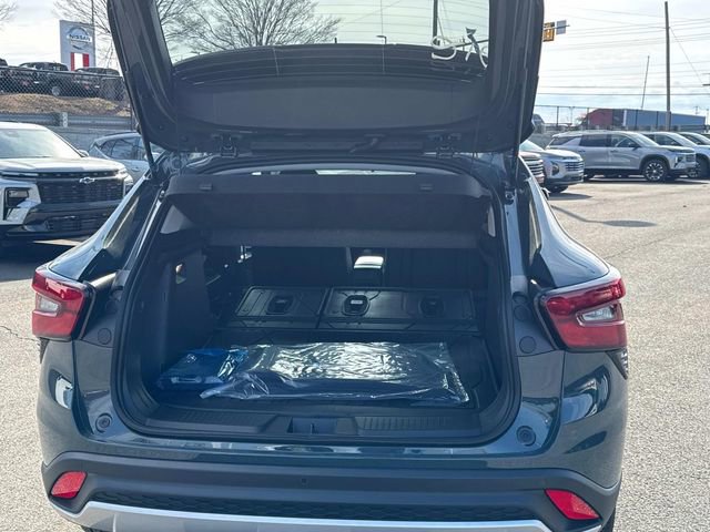 New 2026 Chevrolet Trax LT w/ Driver Confidence Package image 13