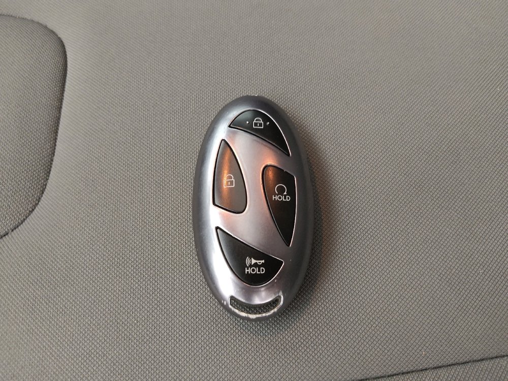 Used 2025 Hyundai Elantra SEL image 32