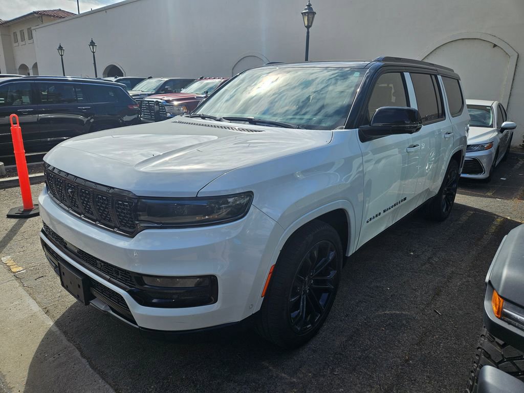 Used 2023 Jeep Grand Wagoneer Series III w/ Rear Seat Video Group 1