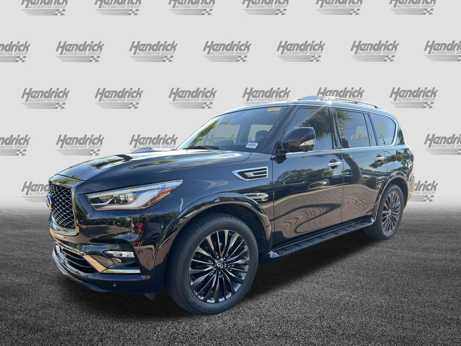 Used 2023 INFINITI QX80 Premium Select w/ All-Season Package RWD image 5