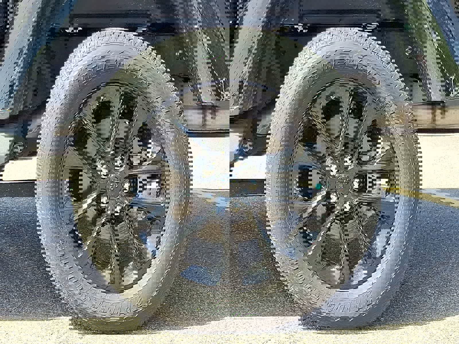 Used 2023 Jeep Gladiator Overland image 38