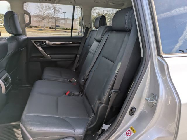 Used 2016 Lexus GX 460 w/ Premium Package AWD/4WD image 13