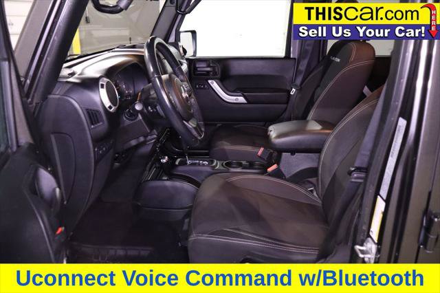 Used 2018 Jeep Wrangler Unlimited Rubicon w/ Connectivity Group AWD/4WD image 23