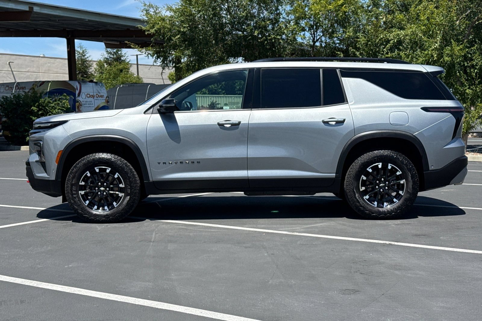 Used 2024 Chevrolet Traverse Z71 w/ Enhanced Driving Package AWD/4WD image 14