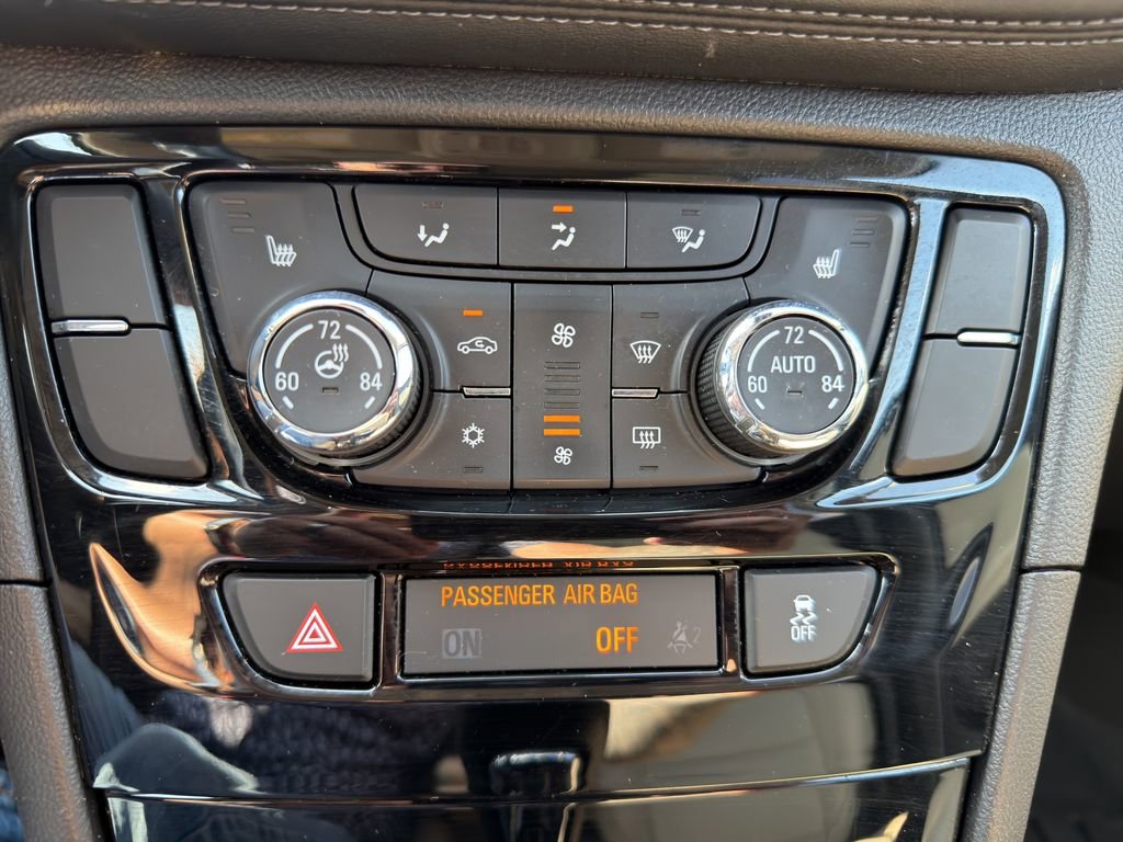 Certified 2018 Buick Encore Essence w/ Experience Buick Package FWD image 28