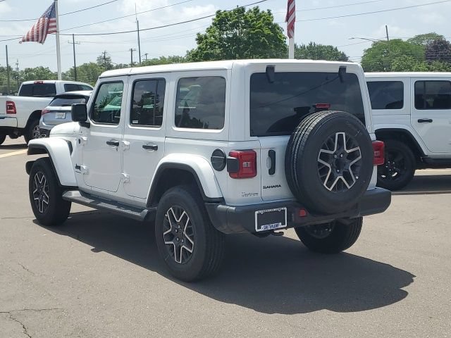New 2026 Jeep Wrangler Unlimited Sahara w/ Safety Group AWD/4WD image 2