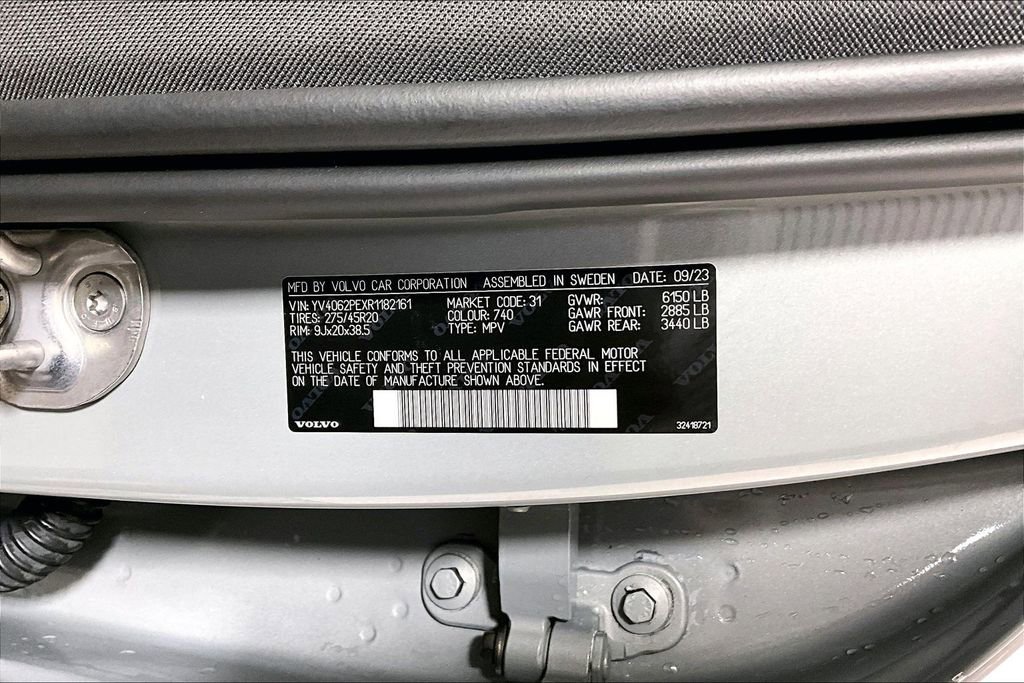 Used 2024 Volvo XC90 B6 Plus image 32