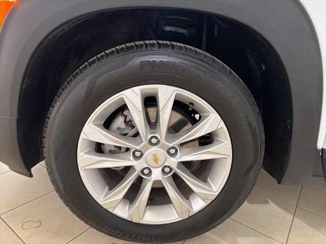 Used 2023 Chevrolet TrailBlazer LS image 28