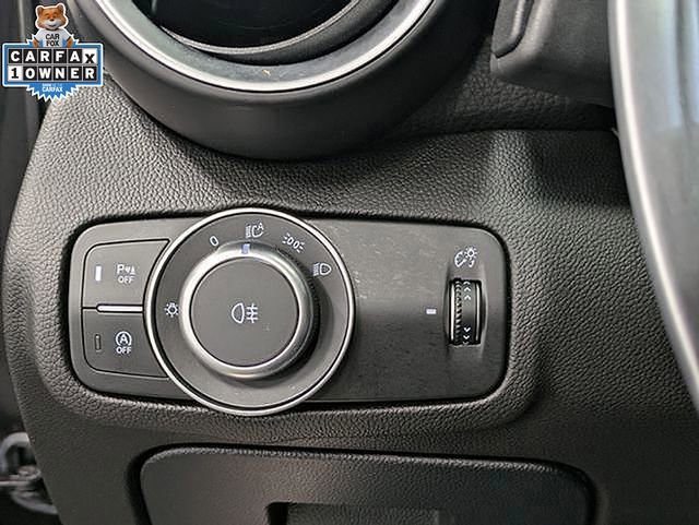 Used 2022 Alfa Romeo Giulia Veloce image 23