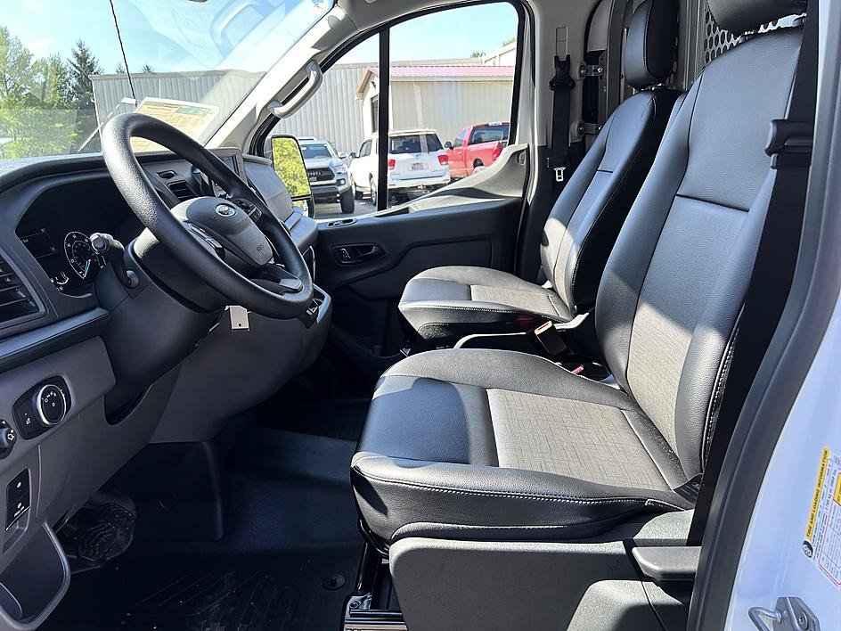 New 2024 Ford Transit 250 Low Roof RWD image 11