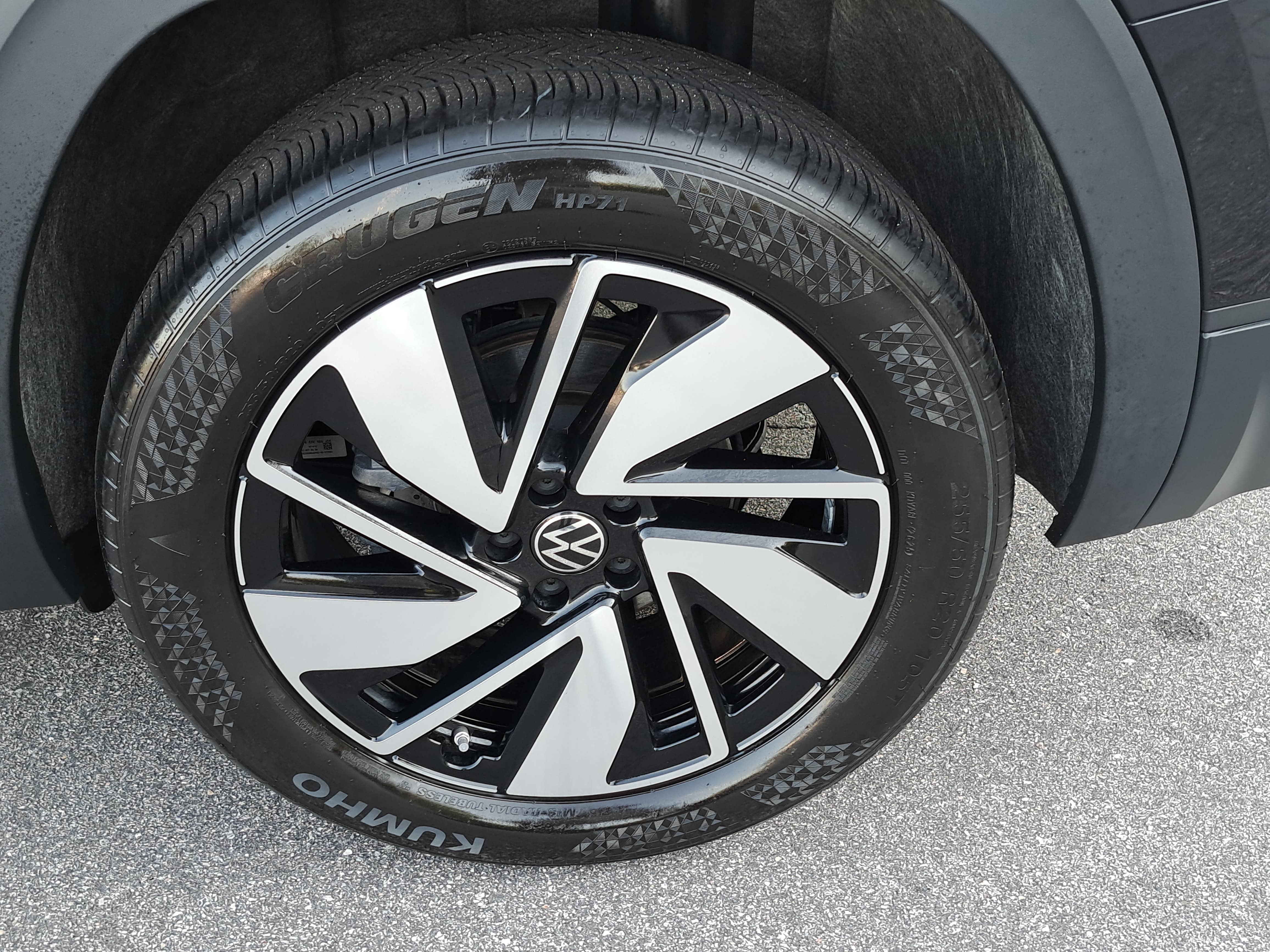 Certified 2026 Volkswagen Atlas SE w/ Panoramic Sunroof Package FWD image 36