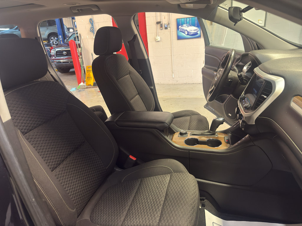 Used 2017 GMC Acadia SLE AWD/4WD image 23