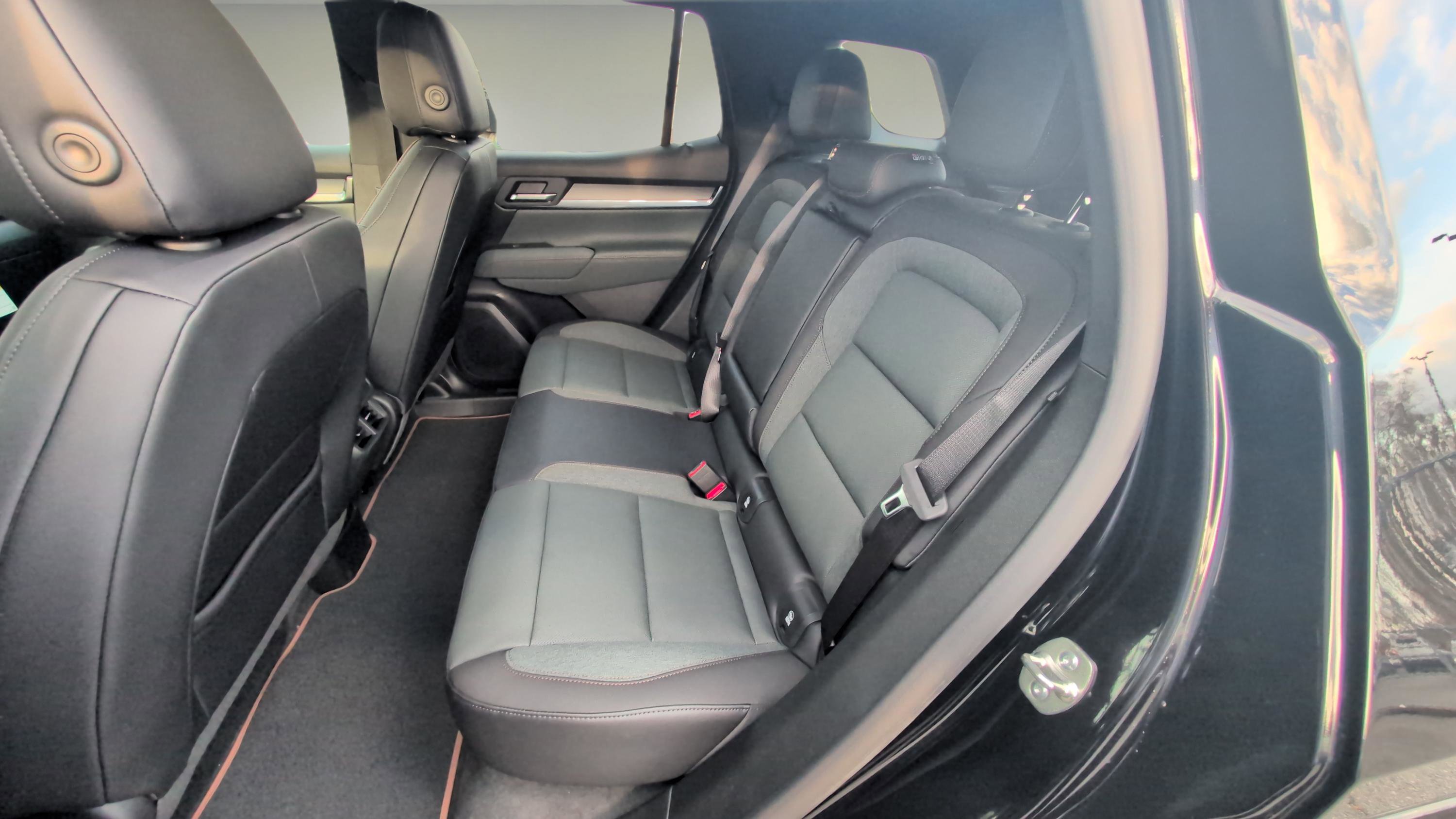 New 2026 GMC Terrain AT4 w/ Convenience Package III image 16