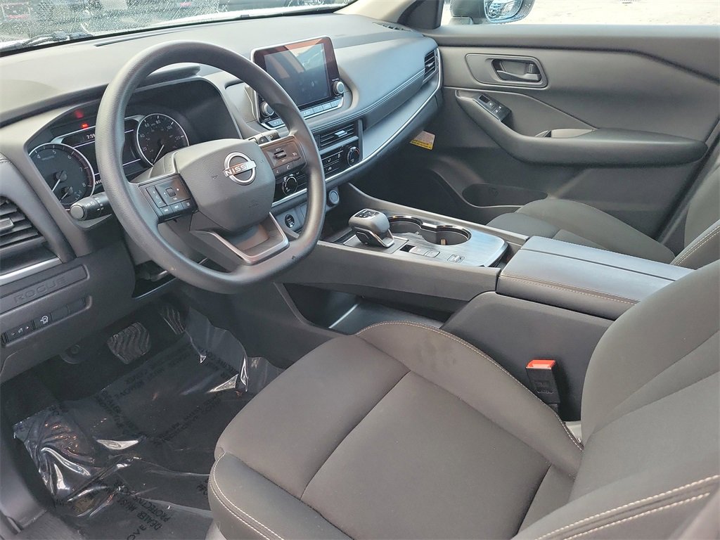 Certified 2025 Nissan Rogue S image 14