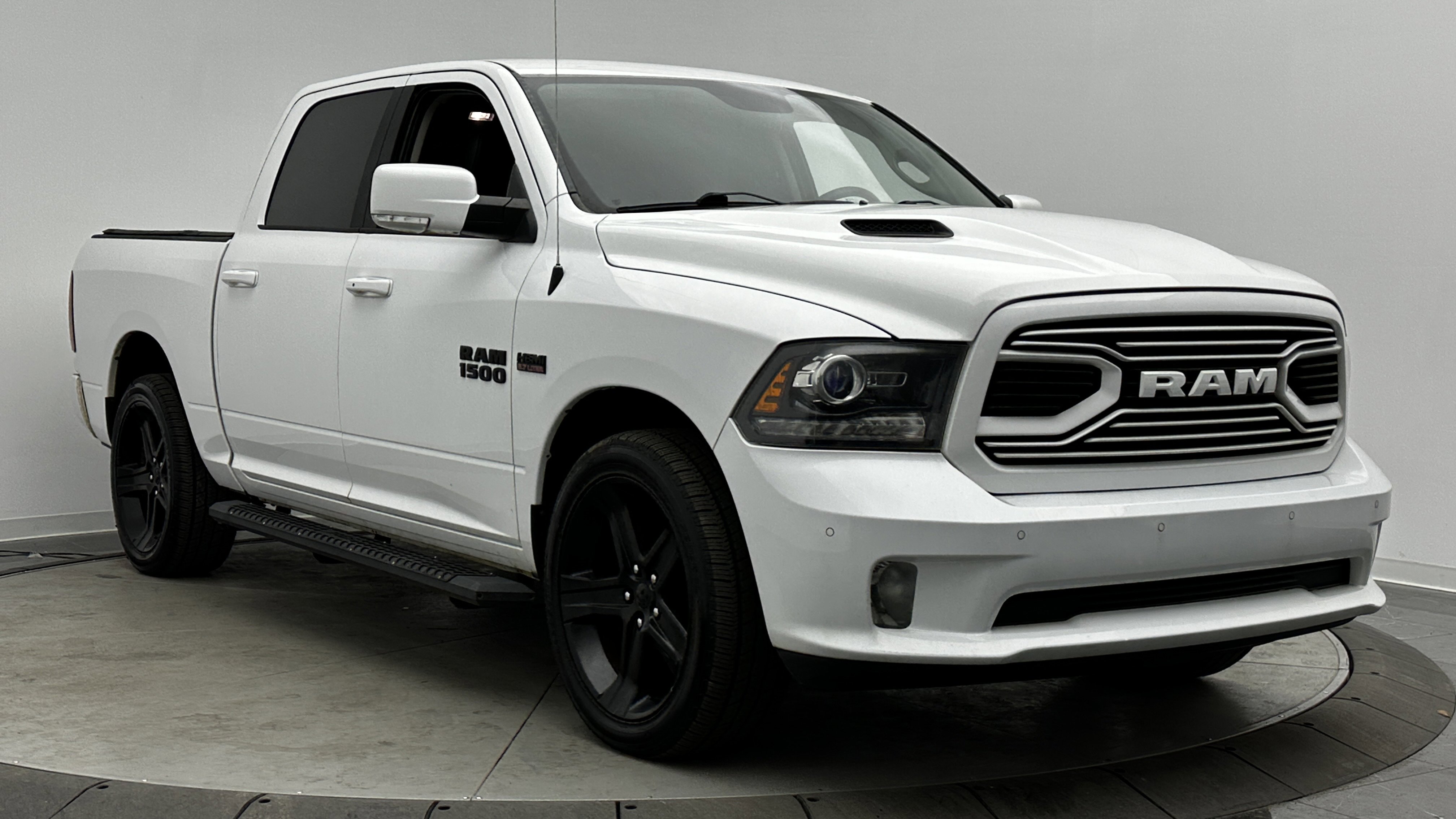 Used 2018 RAM 1500 Sport w/ Convenience Group image 3