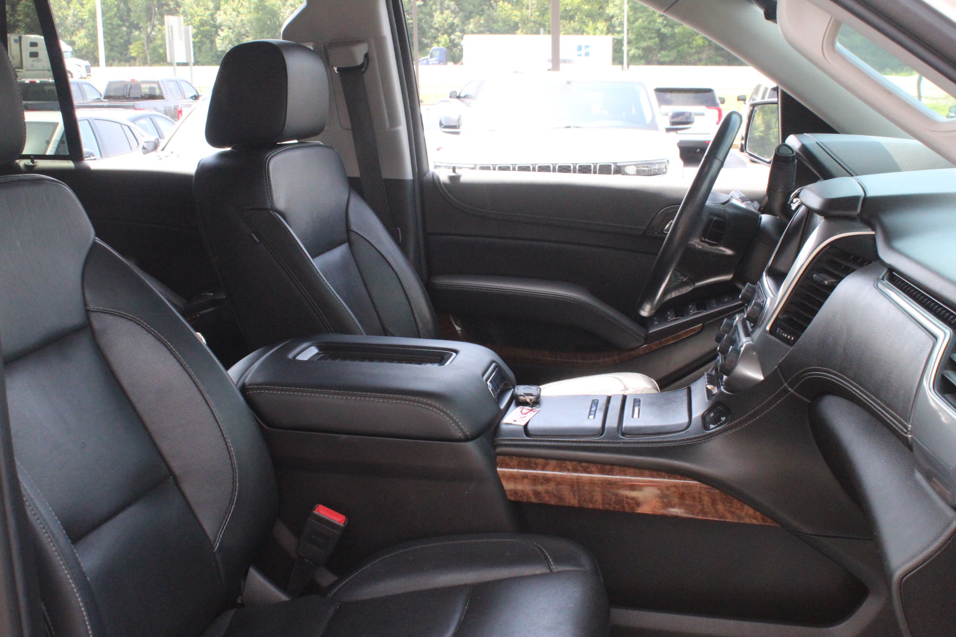Used 2019 Chevrolet Tahoe Premier RWD image 39