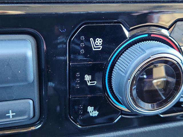 Used 2024 Chevrolet Silverado 1500 LTZ w/ LTZ Premium Package image 22