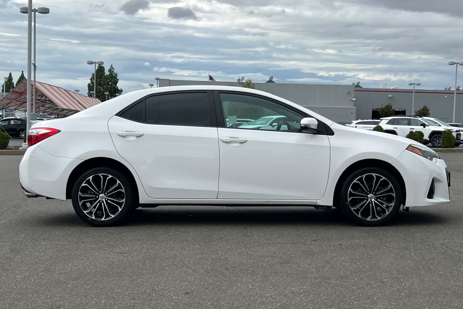 Certified 2016 Toyota Corolla S FWD image 6