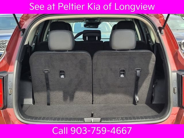 Certified 2025 Kia Sorento S FWD image 9