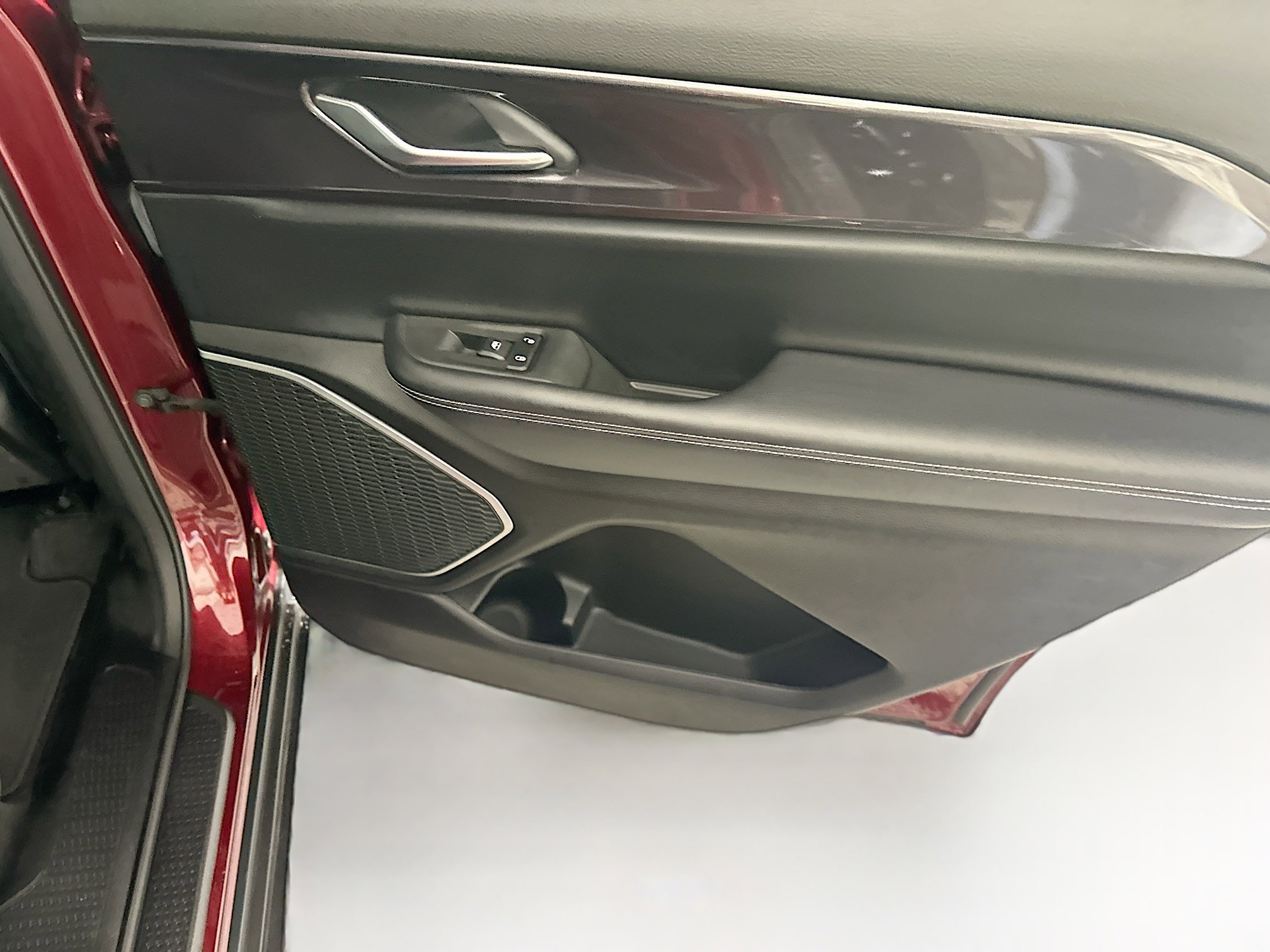 Used 2021 Jeep Grand Cherokee L Laredo image 32