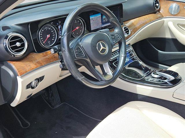 Used 2017 Mercedes-Benz E 300 image 10
