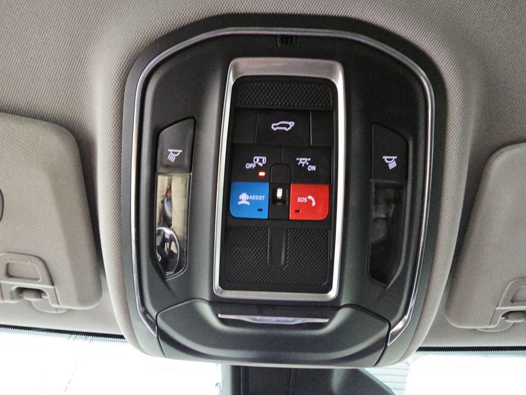 Used 2021 Jeep Grand Cherokee L Limited image 26