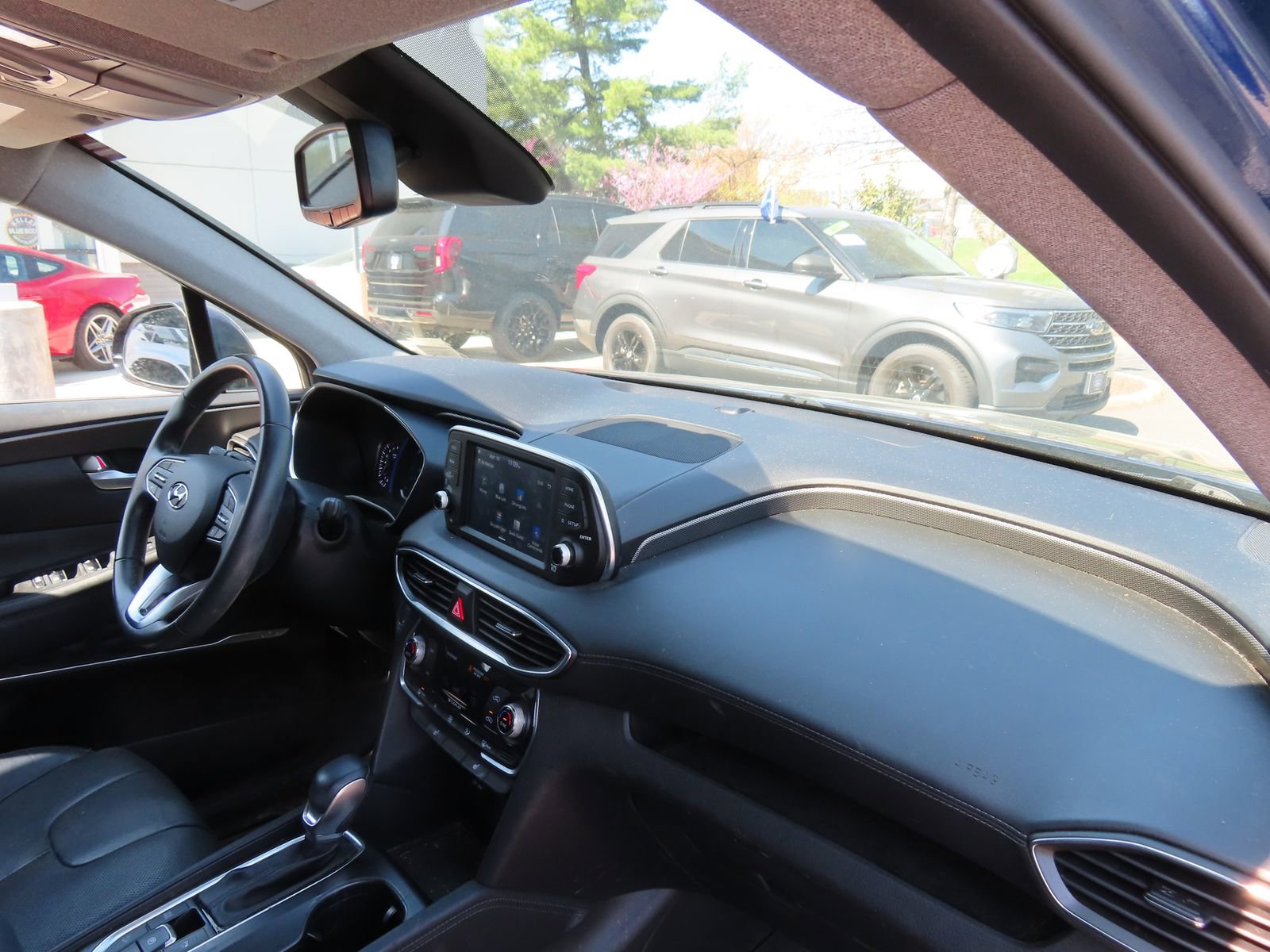 Used 2020 Hyundai Santa Fe SEL w/ Convenience + Premium Package image 18