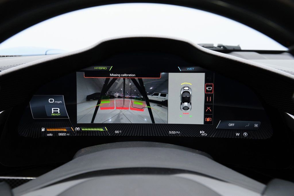 Used 2022 Ferrari SF90 Spider image 24