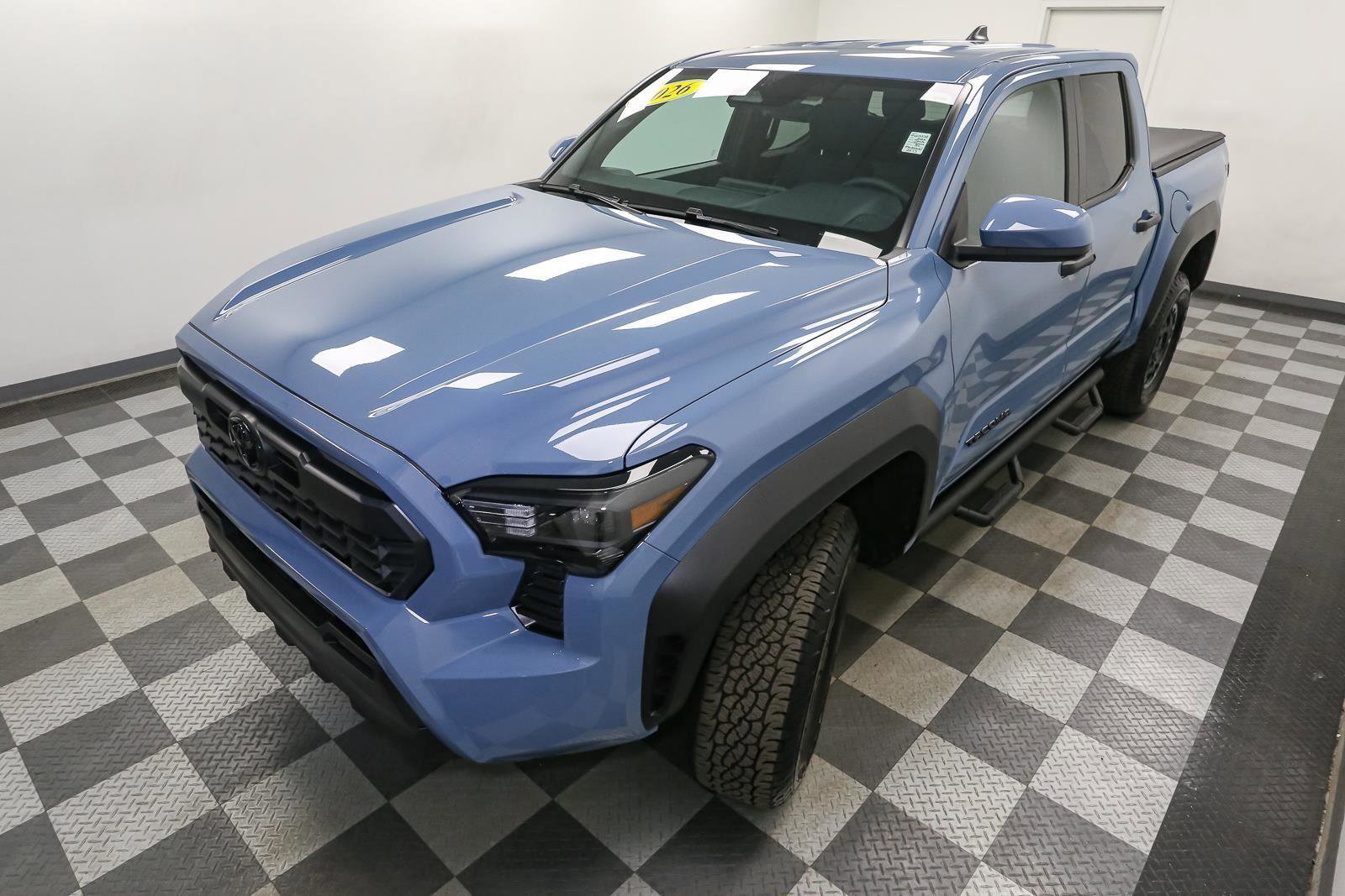 Used 2026 Toyota Tacoma TRD Off-Road AWD/4WD image 6