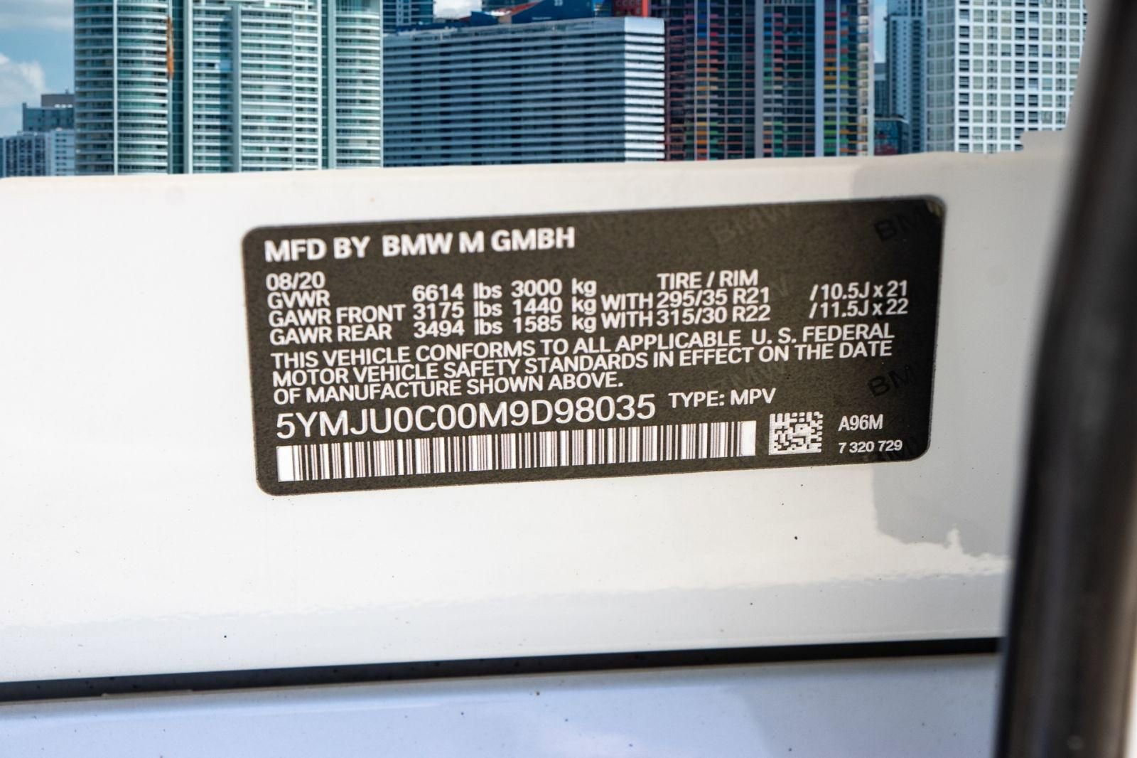 Used 2021 BMW X5 M w/ Executive Package image 40