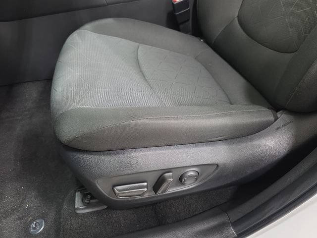 Used 2023 Toyota RAV4 XLE AWD/4WD image 26