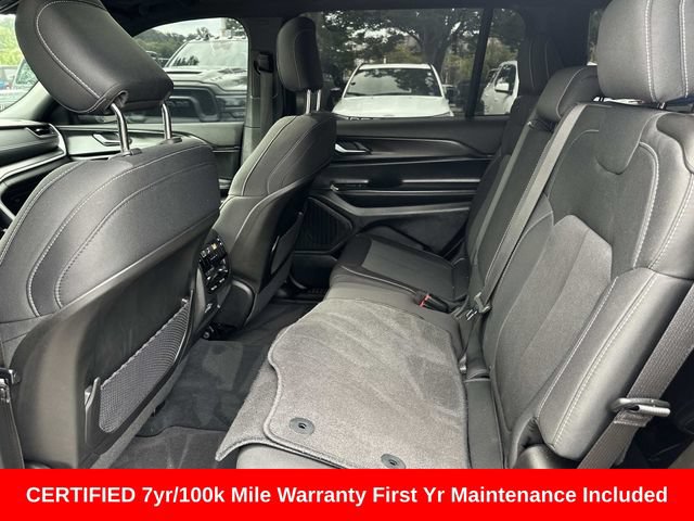 Used 2024 Jeep Grand Cherokee L Laredo AWD/4WD image 16