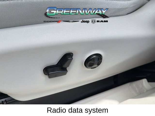 Used 2017 Chrysler Pacifica Touring Plus FWD image 21