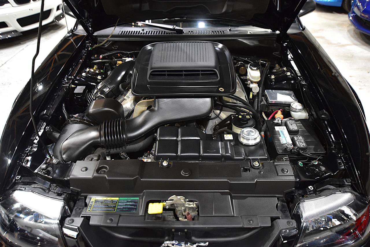 Used 2004 Ford Mustang Mach 1 RWD image 39