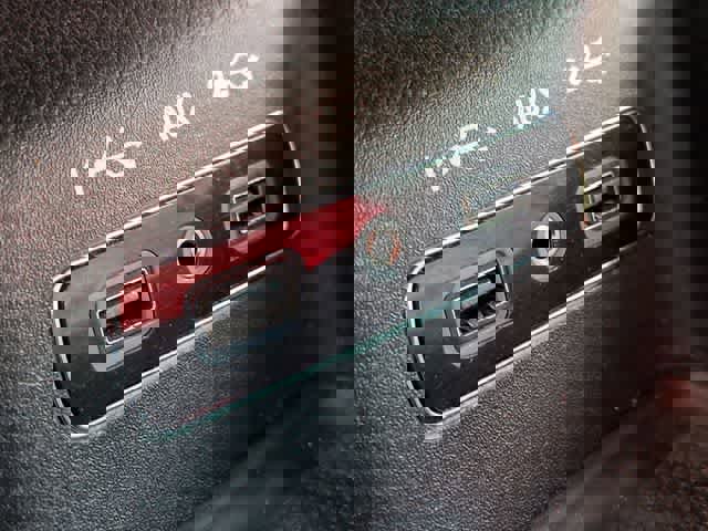 Used 2020 Dodge Durango R/T w/ Technology Group image 31