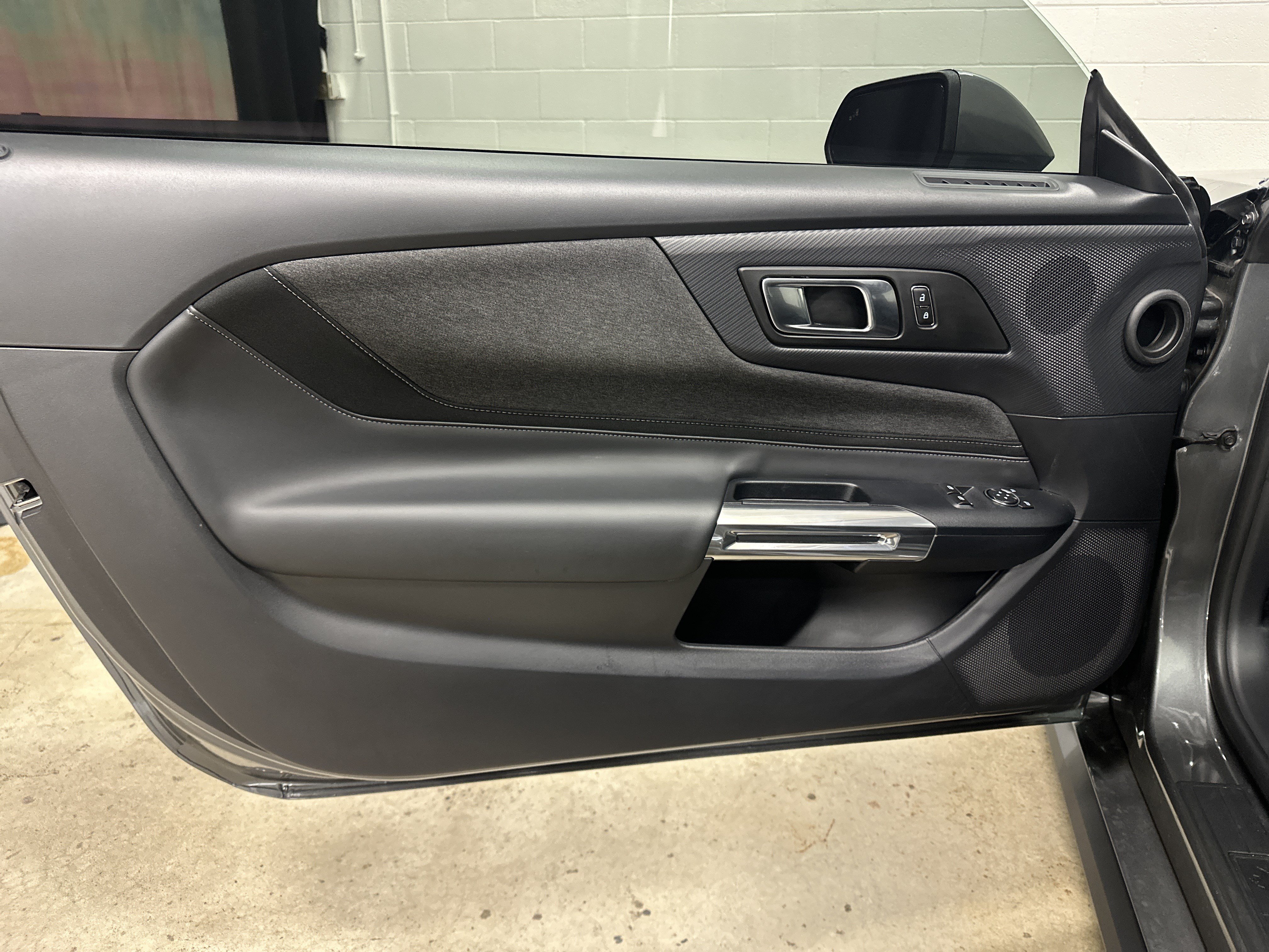 Used 2026 Ford Mustang Coupe RWD image 14