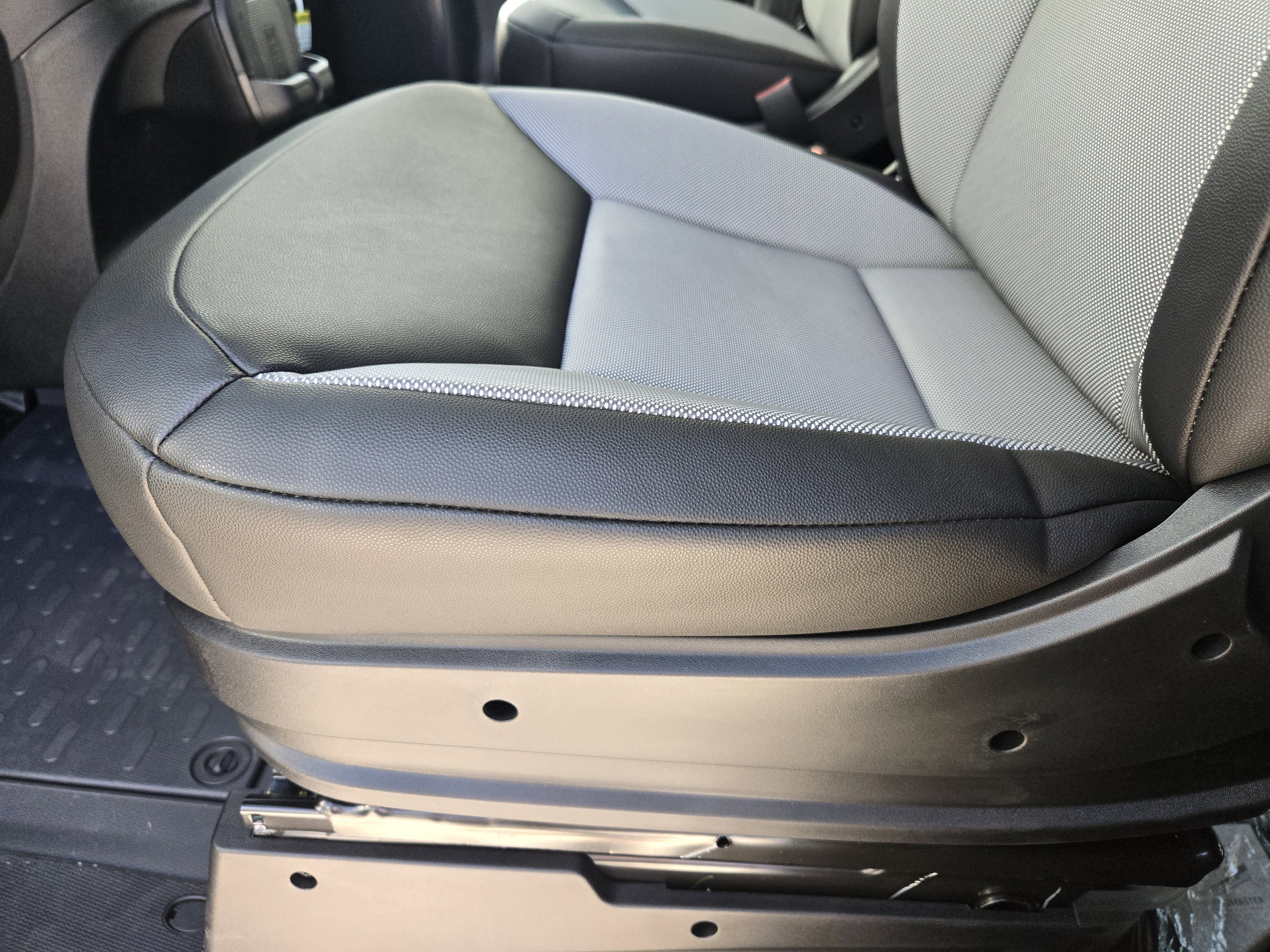 New 2026 RAM ProMaster 3500 w/ Quick Order Package 22G SLT image 19