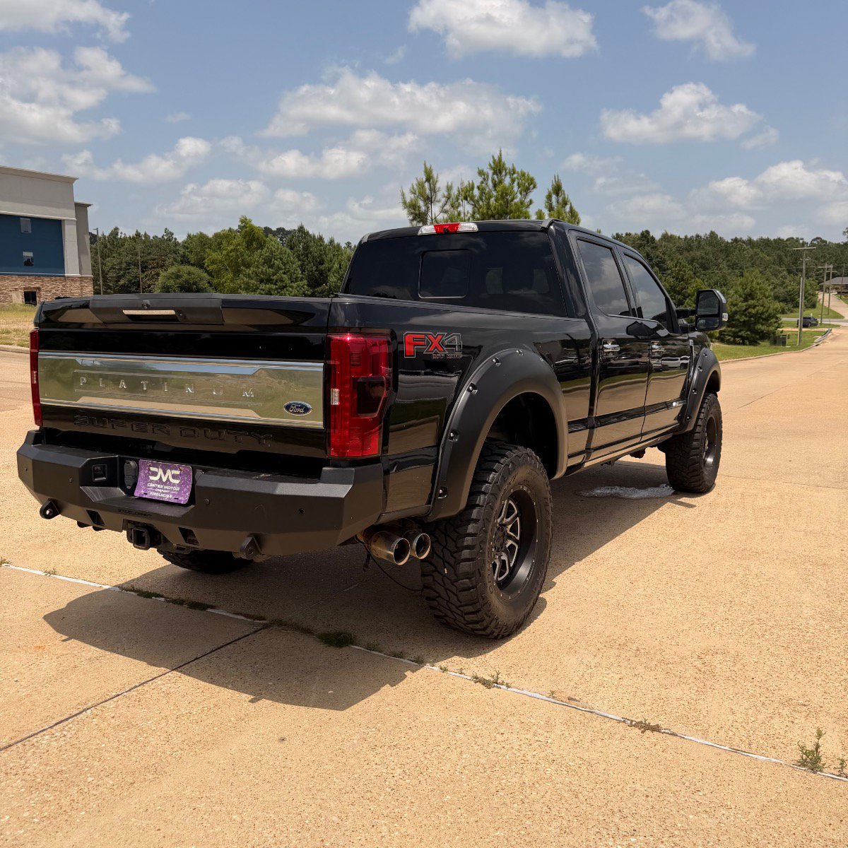 Used 2017 Ford F250 Platinum w/ FX4 Off-Road Package AWD/4WD image 5