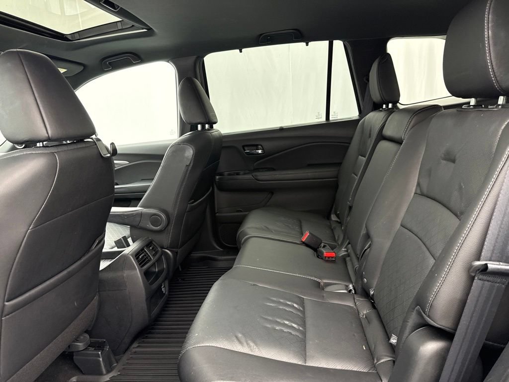 Used 2021 Honda Passport EX-L image 16