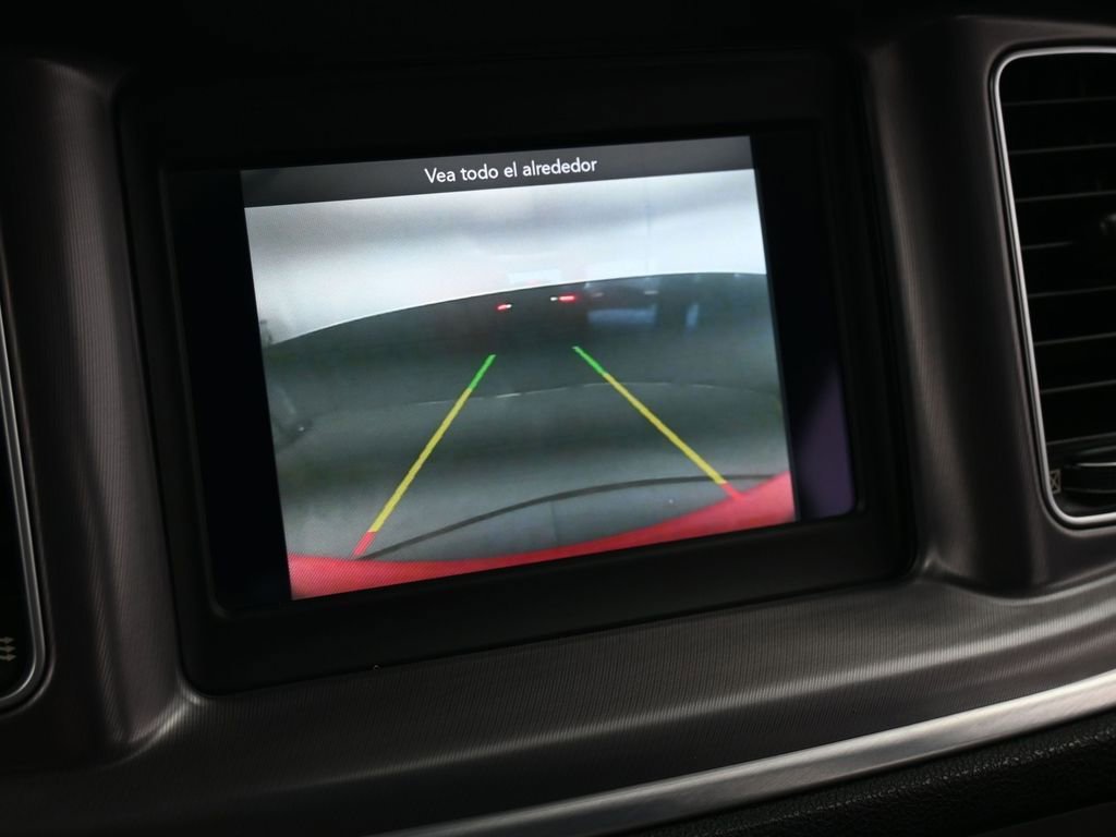 Used 2019 Dodge Charger SXT image 23