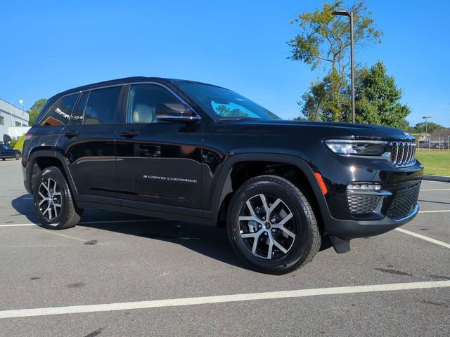 New 2025 Jeep Grand Cherokee Limited w/ Trailer Tow Package image 2