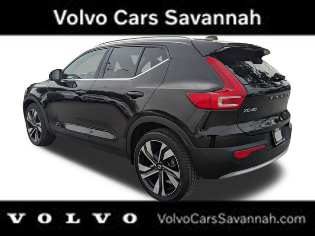 Certified 2023 Volvo XC40 B5 Plus w/ Protection Package Premier image 7