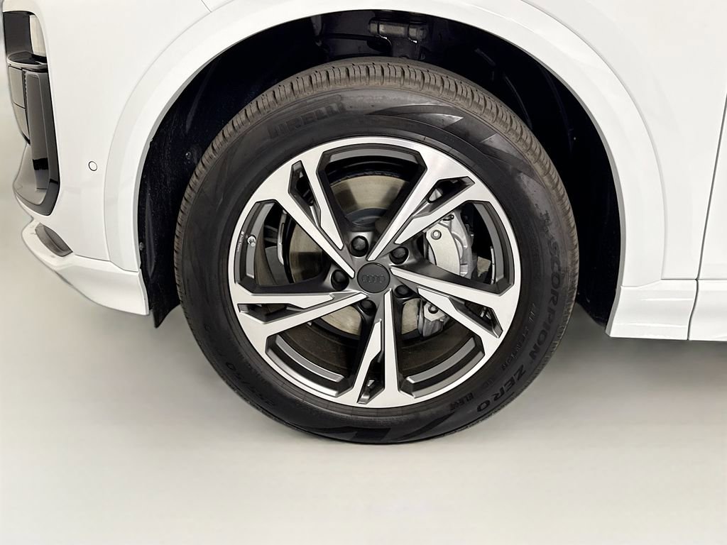New 2027 Audi Q6 e-tron Premium Plus AWD/4WD image 31