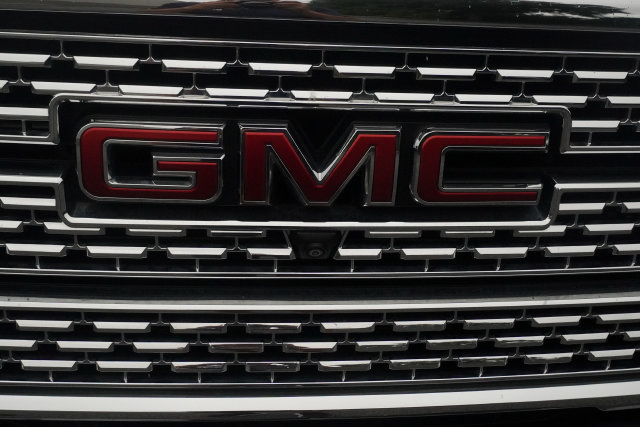 Used 2021 GMC Sierra 2500 Denali w/ Denali Ultimate Package AWD/4WD image 45