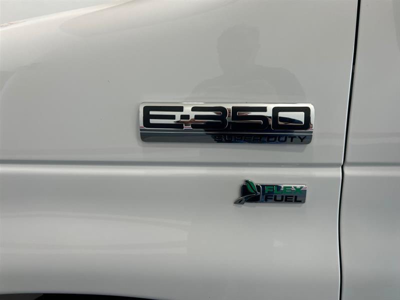 Used 2017 Ford E-350 and Econoline 350 Super Duty w/ Power Windows & Locks Group RWD image 9