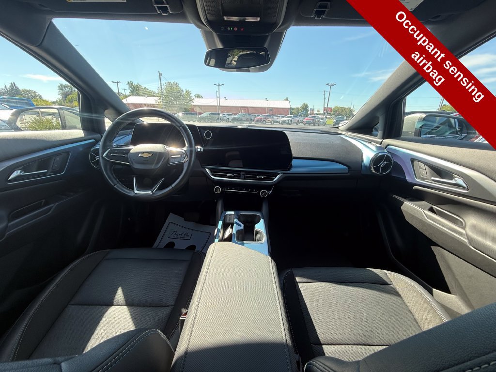Used 2024 Chevrolet Equinox EV LT FWD image 43